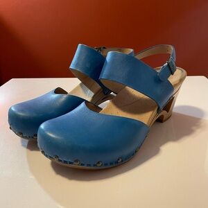 Dankso Women’s Thea Closed Toe Blue Leather Slingback Strap Mary Jane Clog Shoes